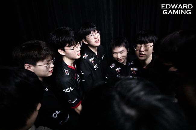 的阿扎伦卡 的阿扎伦卡