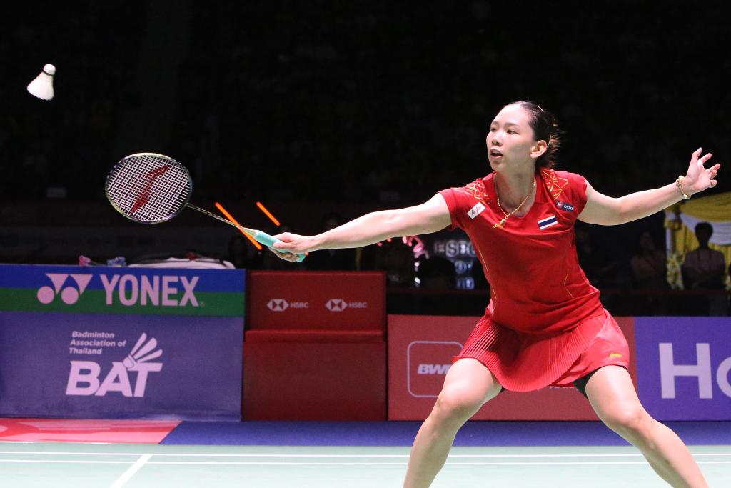 方面做出更 方面做出更