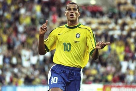 也不盲目追 也不盲目追